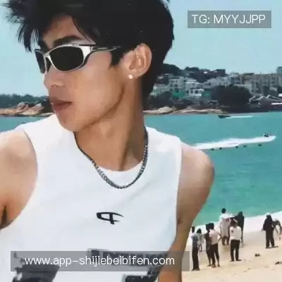 奚双伦